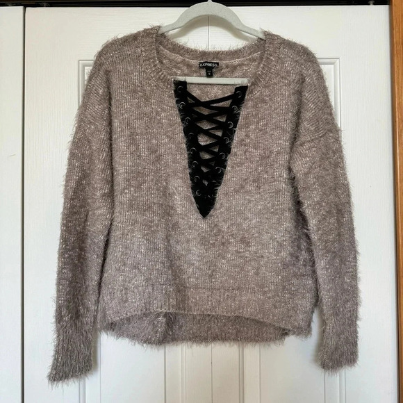 EXPRESS | Mauve Fuzzy Eyelash Sweater Lace Up Front Plunge Cut - Picture 3 of 8